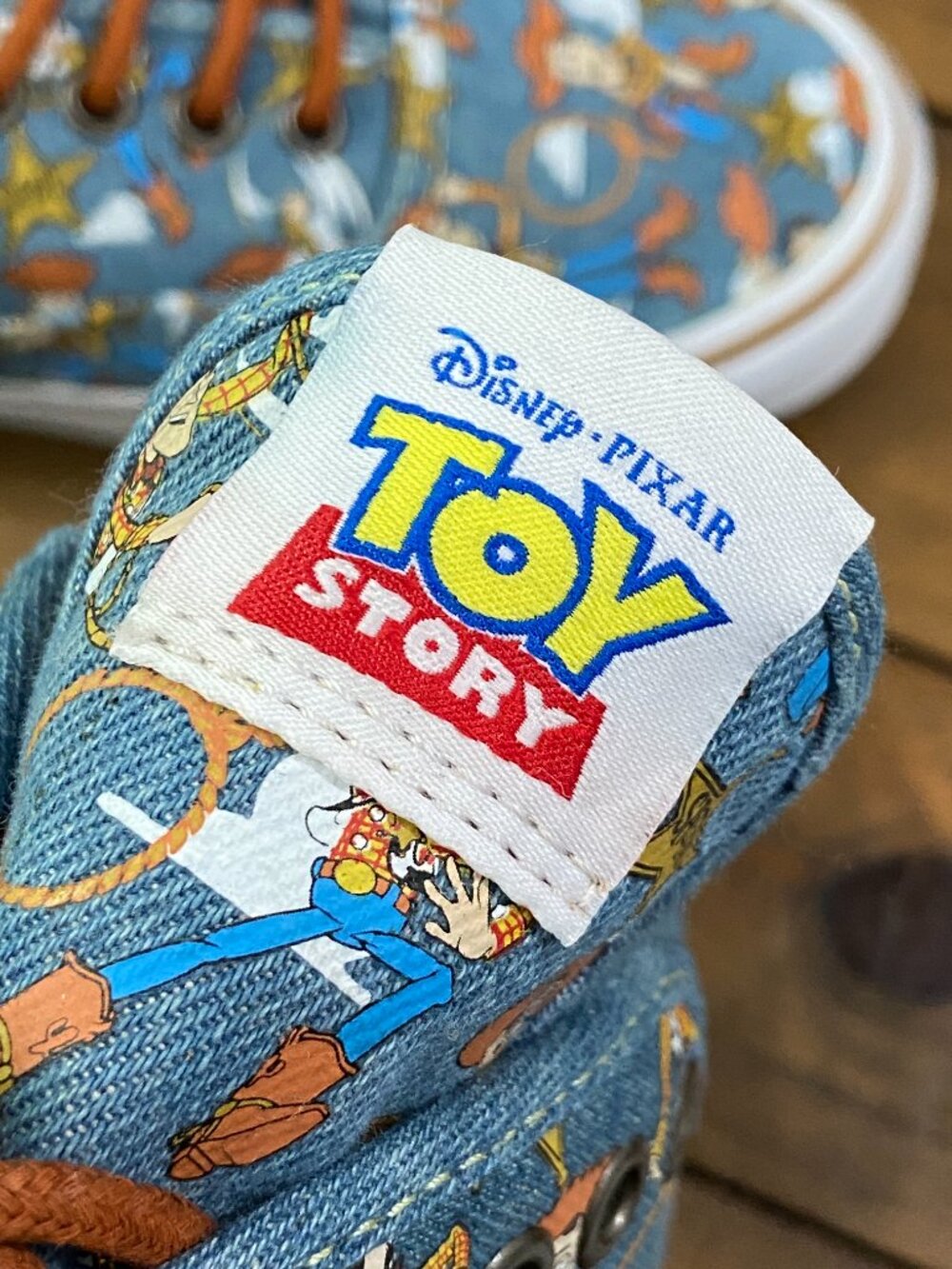 RARE Toy Story x Vans Authentic "Woody" Denim Sneakers Womens 10.5 Mens 9 - Picture 10 of 12